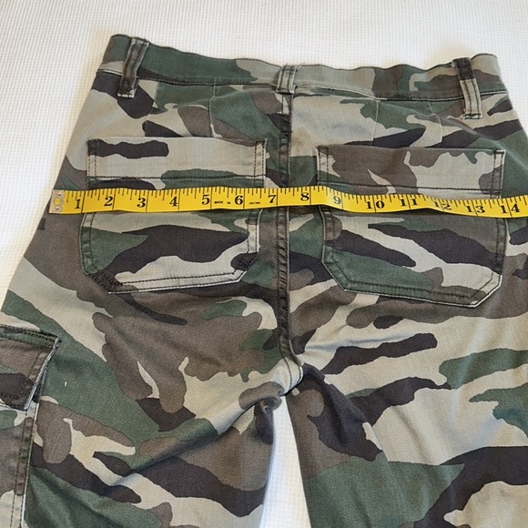 Woman’s J.Crew 9” Cargo Toothpick Size 24 Pants - Picture 14 of 14